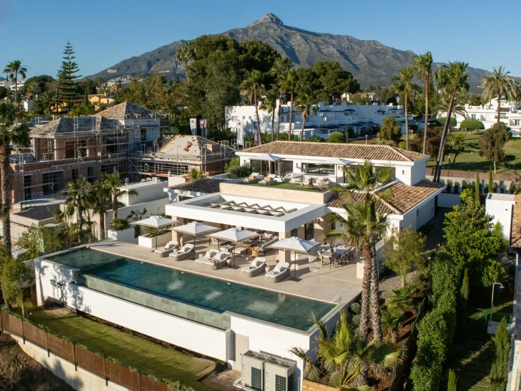 Villa Azteca - Andara Villas
