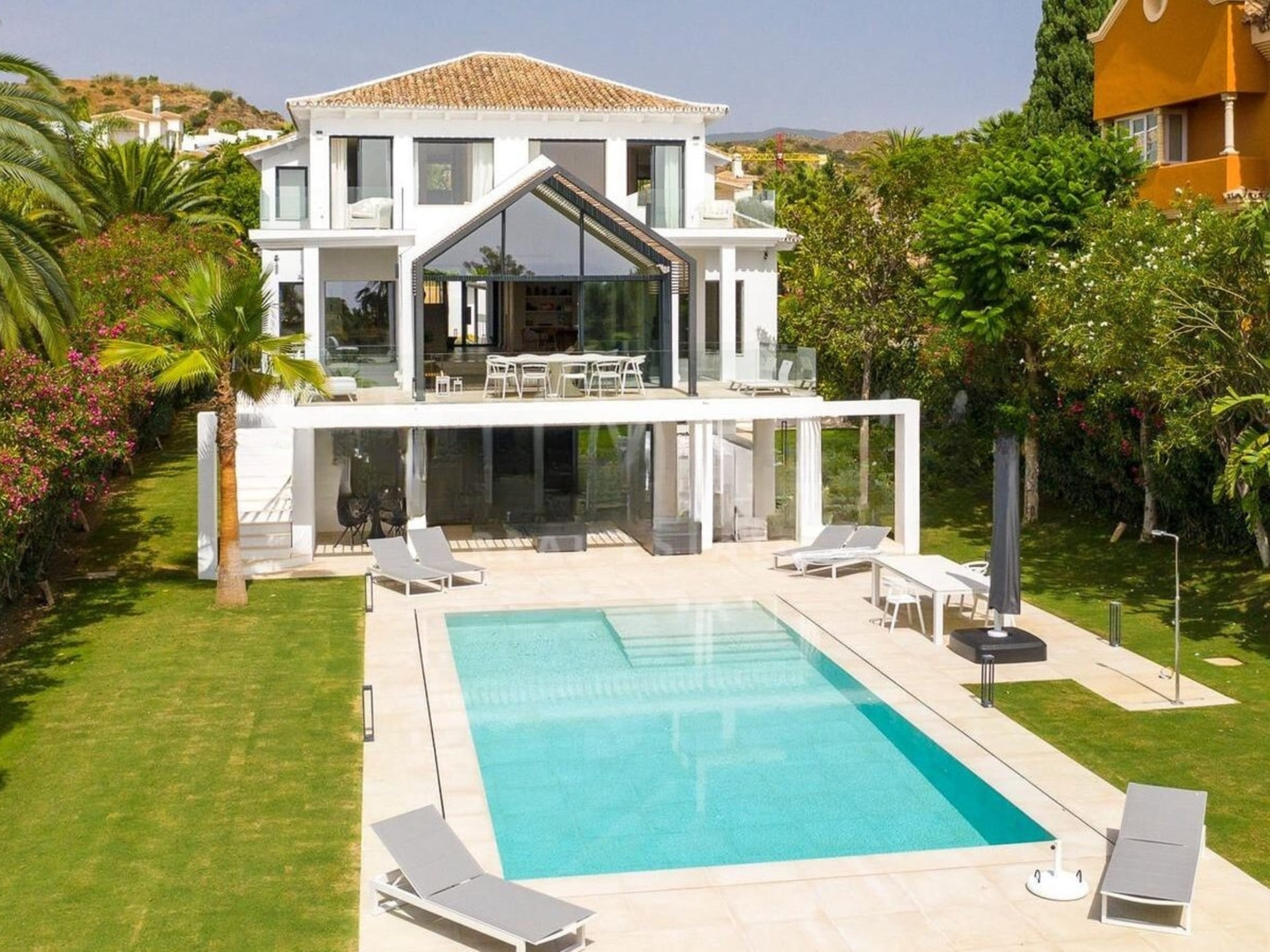 La Madrugada - Andara Villas